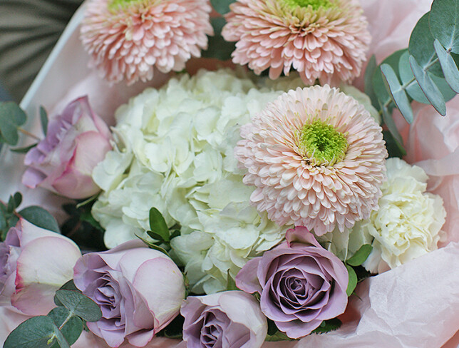 Bouquet of white hydrangea and gerberas "Melody of feelings" photo